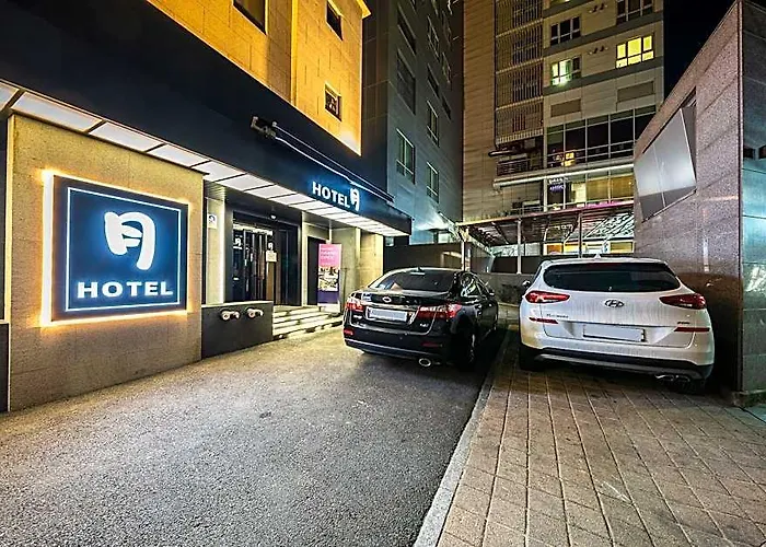 호텔 Sinchon Wol